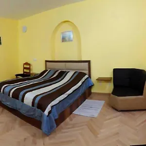 1 Апартаменты